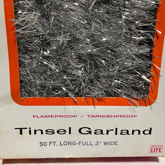 Vintage Frankie Silver Tinsel Garland 50ft Long x 3" Wide 2 Boxes - Picture 4 of 8